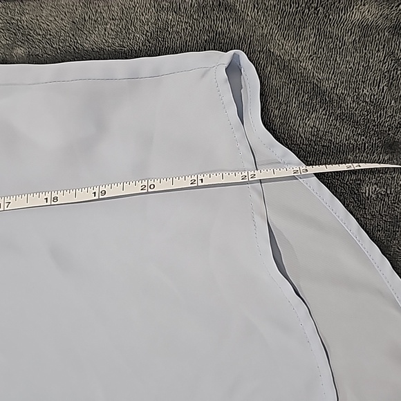 H&M Womens Powder Blue 100%Ployester blouse Size 4 - Picture 6 of 6